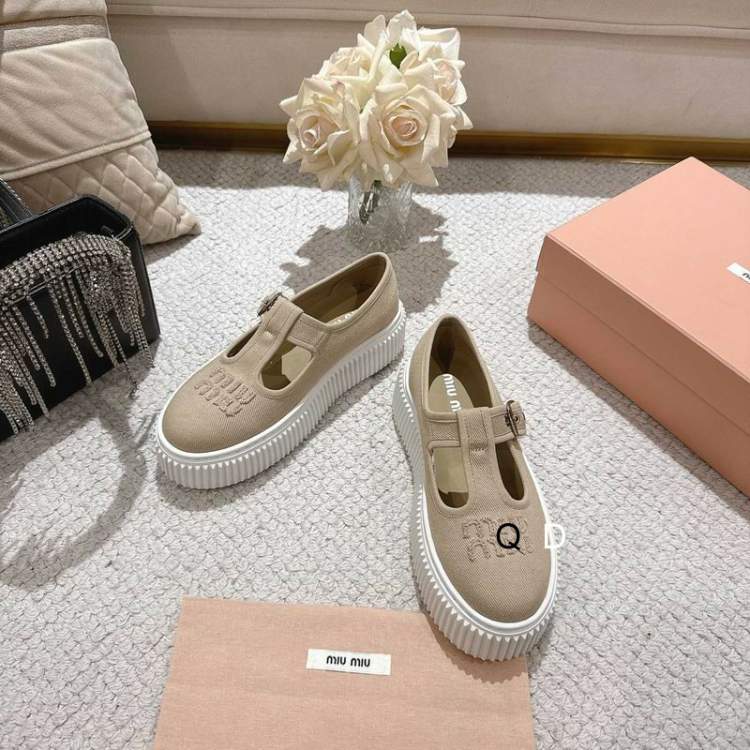 Picture of Miumiu Shoes _SKUMiuMiusz35-40GDT040118139